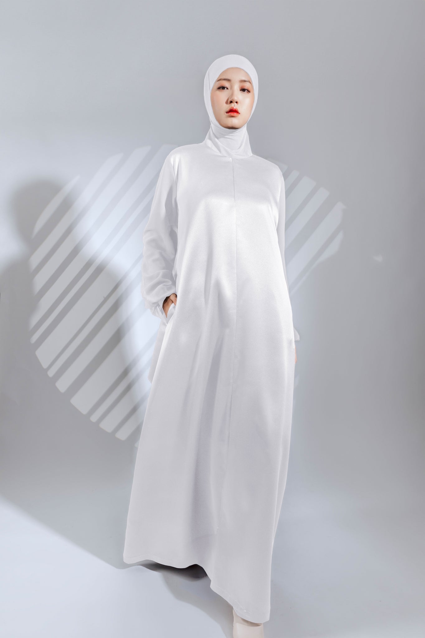 Abaya ARJANA Menna in White